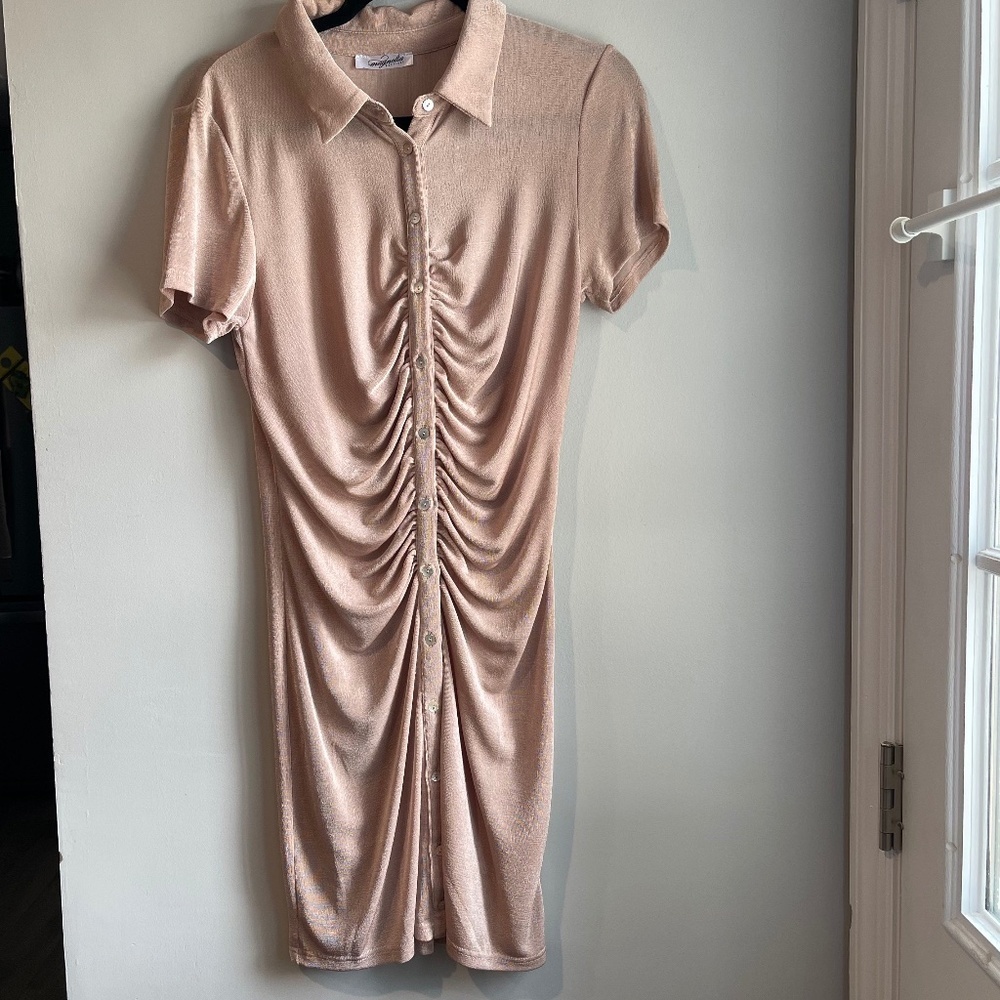 Magnolia Boutique Ruched Bodycon Mini Dress in Sand - Size L - NWOT
